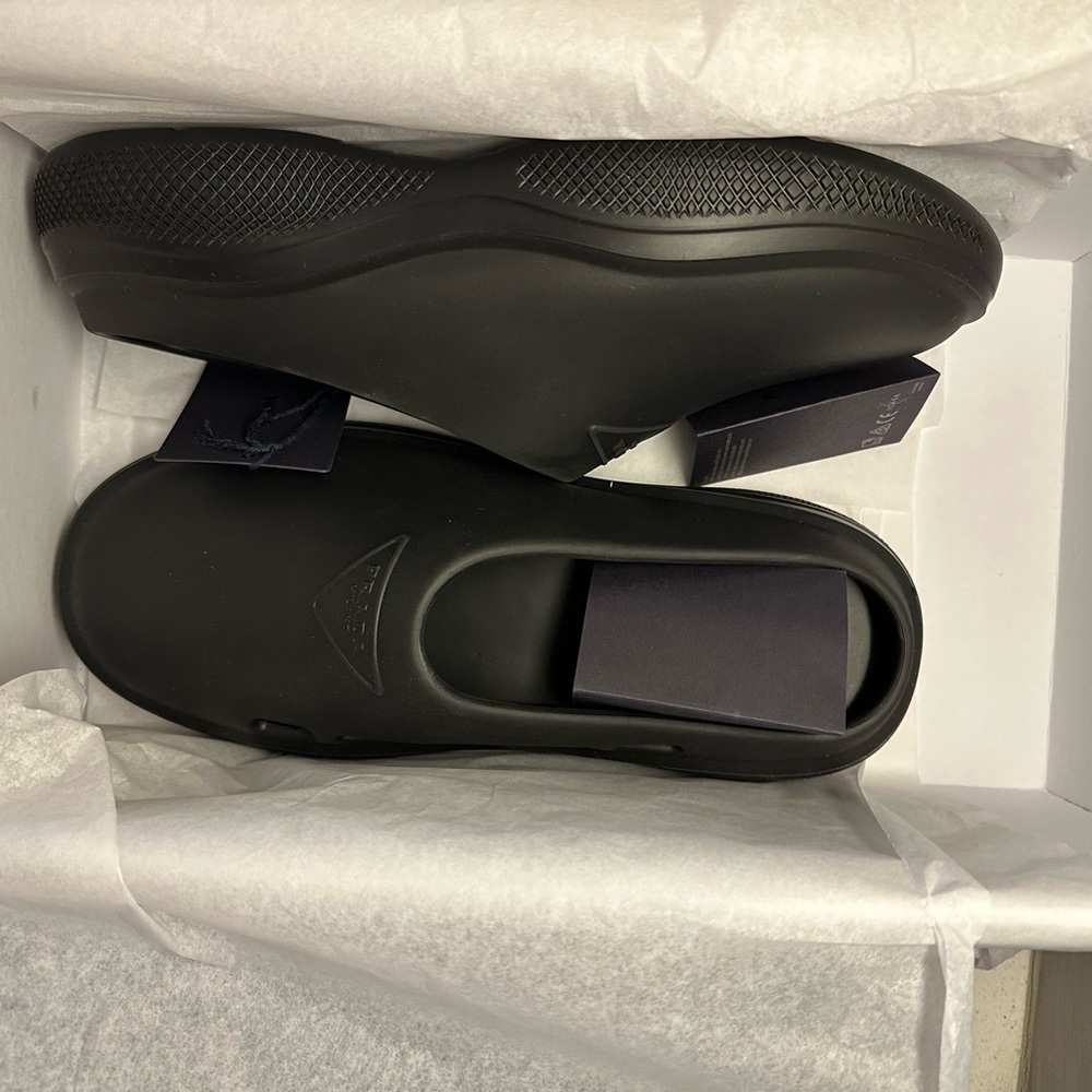 BRAND NEW PRADA MELLOW LOGO RUBBER WATERPROOF CLOG